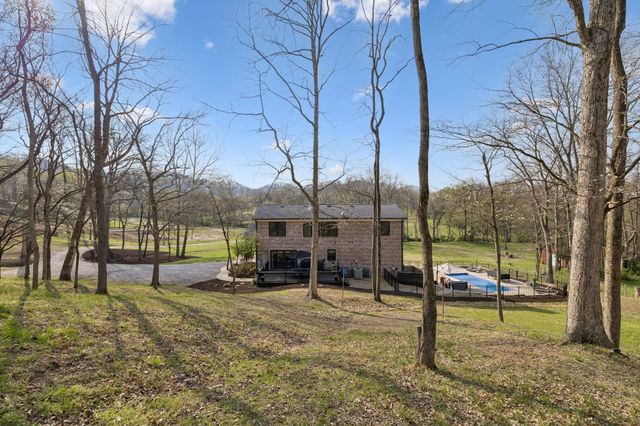 4694 Bennett Hollow Rd, Thompsons Station, TN 37179