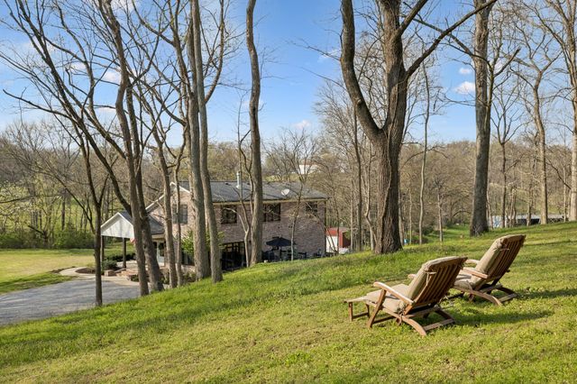 4694 Bennett Hollow Rd, Thompsons Station, TN 37179