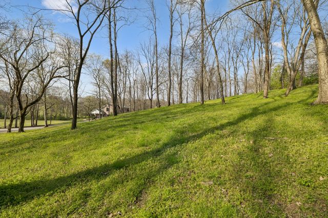 4694 Bennett Hollow Rd, Thompsons Station, TN 37179