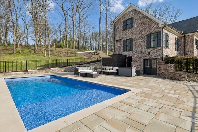 4694 Bennett Hollow Rd, Thompsons Station, TN 37179