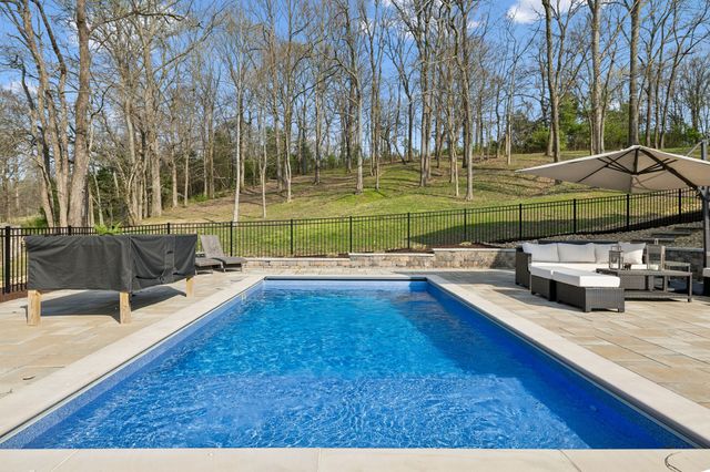 4694 Bennett Hollow Rd, Thompsons Station, TN 37179