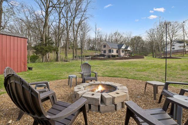 4694 Bennett Hollow Rd, Thompsons Station, TN 37179