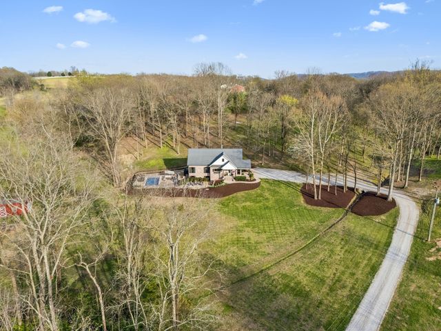 4694 Bennett Hollow Rd, Thompsons Station, TN 37179