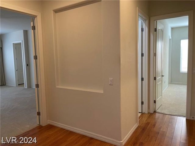 2084 Clearwater Lake Drive, Henderson, NV 89044