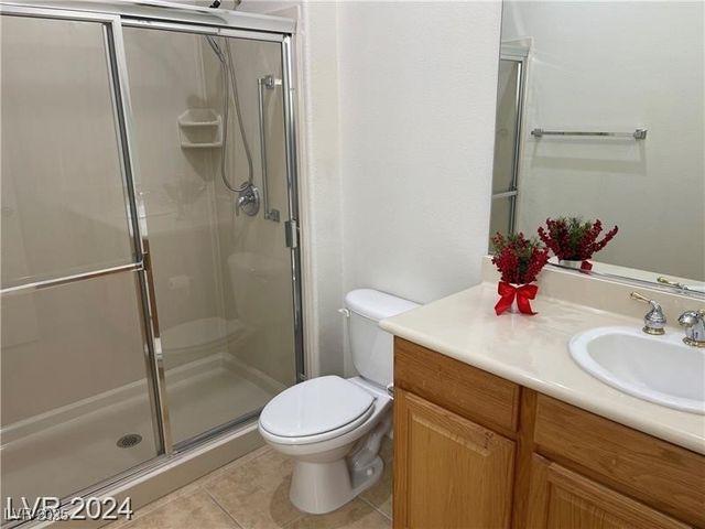 2084 Clearwater Lake Drive, Henderson, NV 89044