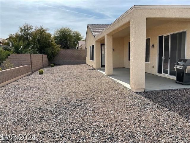 2084 Clearwater Lake Drive, Henderson, NV 89044