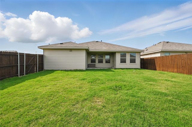 837 Amberwood Court, Fort Worth, TX 76052