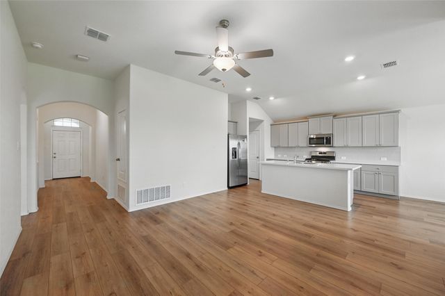 837 Amberwood Court, Fort Worth, TX 76052