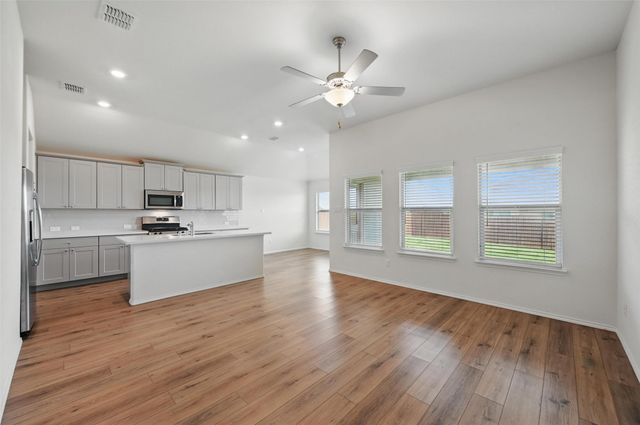 837 Amberwood Court, Fort Worth, TX 76052