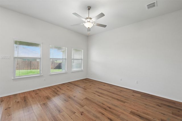 837 Amberwood Court, Fort Worth, TX 76052