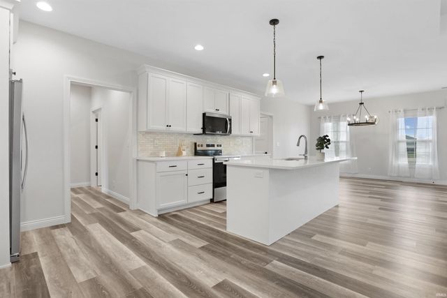 3539 Sand Drive, Newburgh, IN 47630