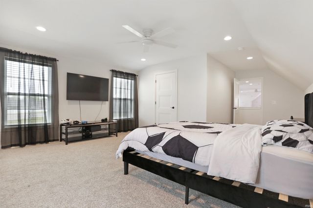 3539 Sand Drive, Newburgh, IN 47630