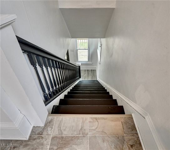 214 2nd Street SE, New Philadelphia, OH 44663