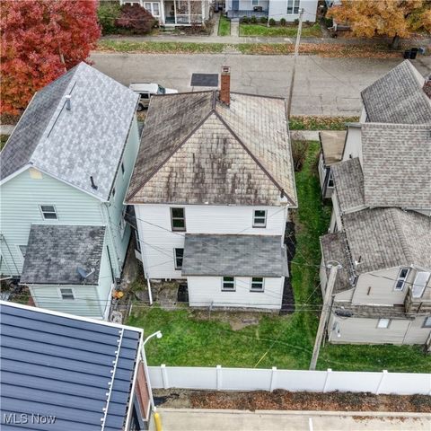 214 2nd Street SE, New Philadelphia, OH 44663