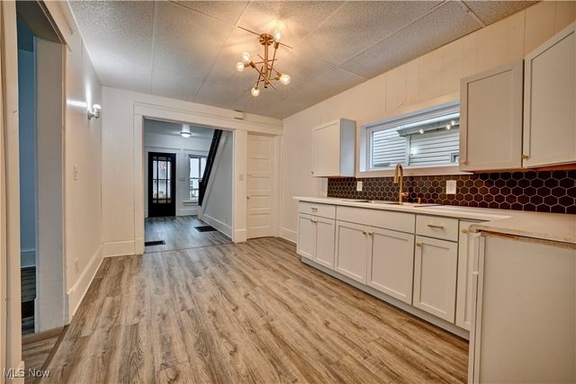 214 2nd Street SE, New Philadelphia, OH 44663