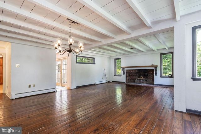 4444 BERGSTROM RD, Doylestown, PA 18902