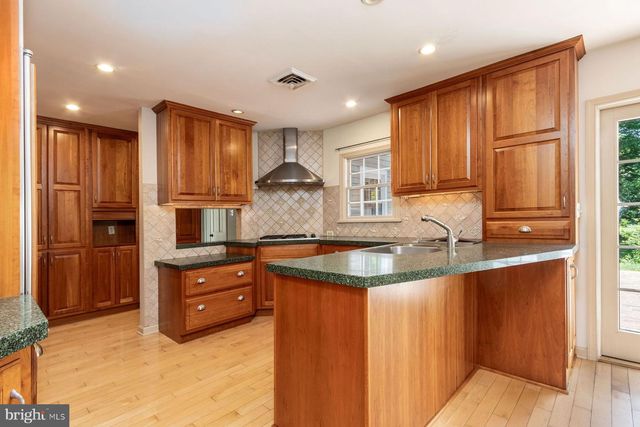 4444 BERGSTROM RD, Doylestown, PA 18902