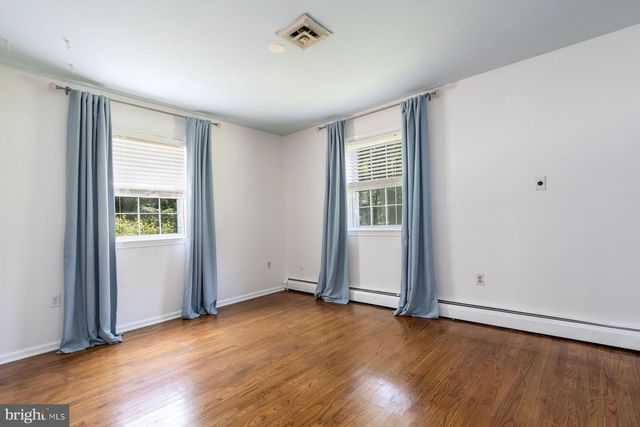 4444 BERGSTROM RD, Doylestown, PA 18902