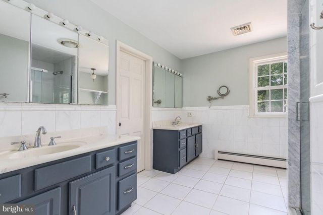 4444 BERGSTROM RD, Doylestown, PA 18902