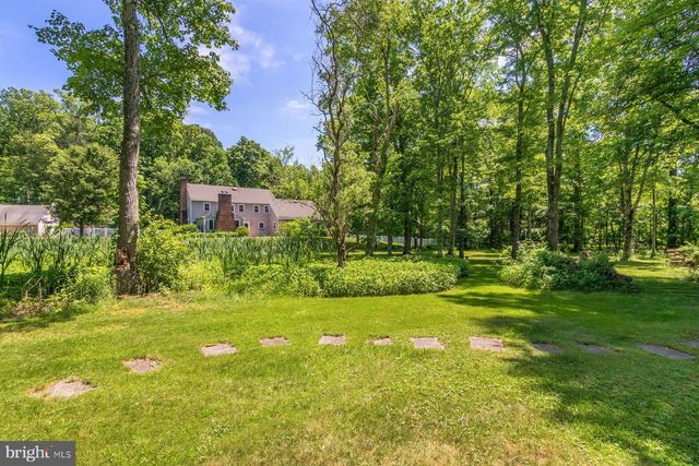 4444 BERGSTROM RD, Doylestown, PA 18902