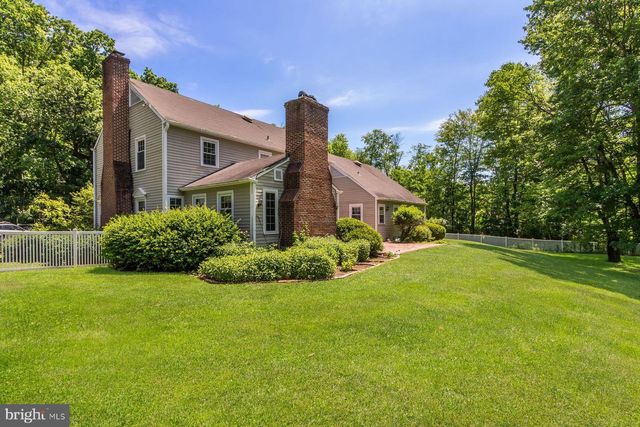 4444 BERGSTROM RD, Doylestown, PA 18902