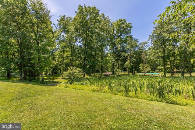 4444 BERGSTROM RD, Doylestown, PA 18902