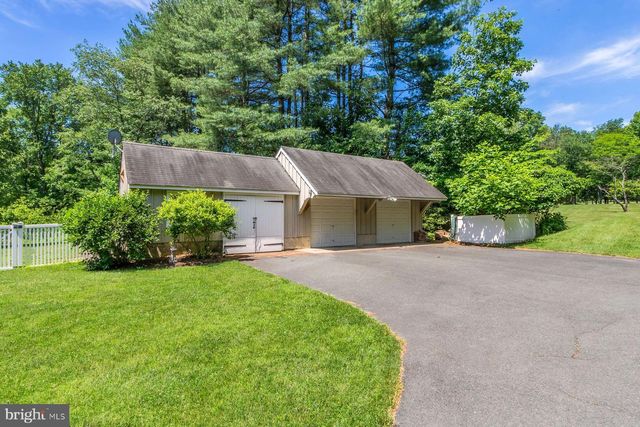 4444 BERGSTROM RD, Doylestown, PA 18902