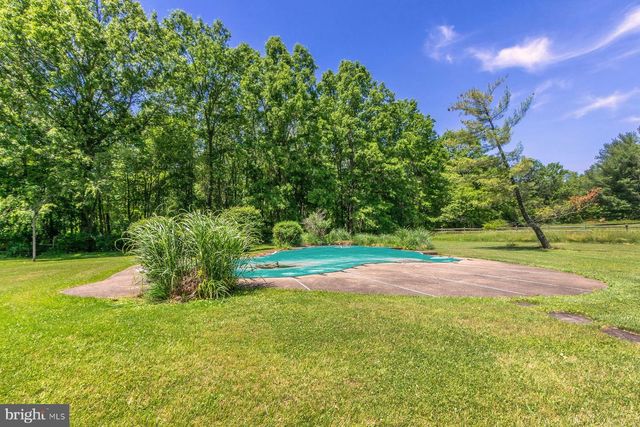 4444 BERGSTROM RD, Doylestown, PA 18902