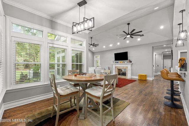 7903 VINEYARD LAKE Road N, Jacksonville, FL 32256