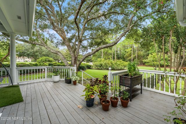 7903 VINEYARD LAKE Road N, Jacksonville, FL 32256