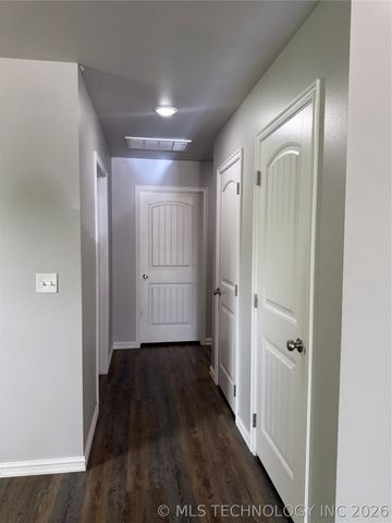403 N Kates Avenue, Claremore, OK 74017