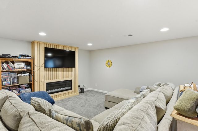 305 E 1ST Street, Malvern, IA 51551