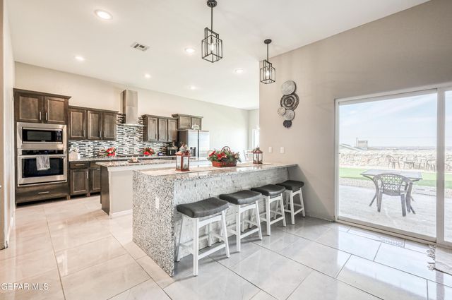 2375 Enchanted Peaks Lane, El Paso, TX 79911