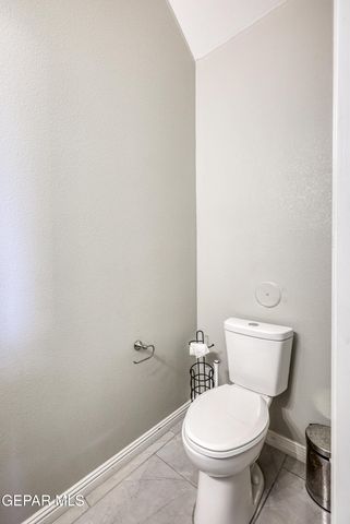 2375 Enchanted Peaks Lane, El Paso, TX 79911