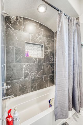 2375 Enchanted Peaks Lane, El Paso, TX 79911