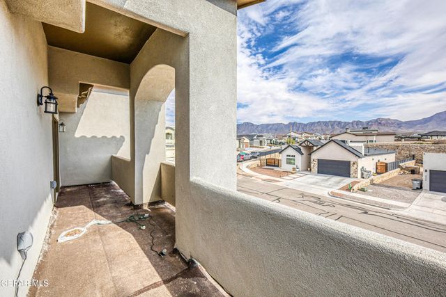 2375 Enchanted Peaks Lane, El Paso, TX 79911