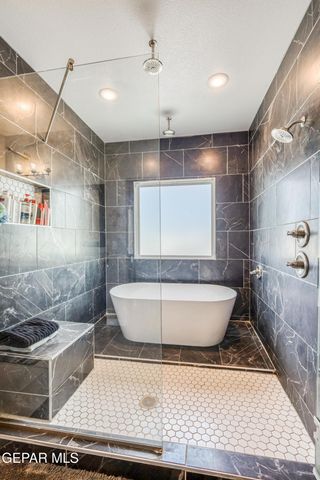 2375 Enchanted Peaks Lane, El Paso, TX 79911