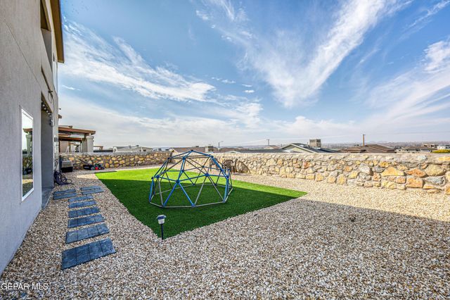 2375 Enchanted Peaks Lane, El Paso, TX 79911