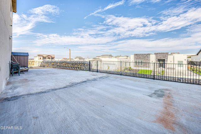 2375 Enchanted Peaks Lane, El Paso, TX 79911