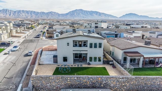 2375 Enchanted Peaks Lane, El Paso, TX 79911