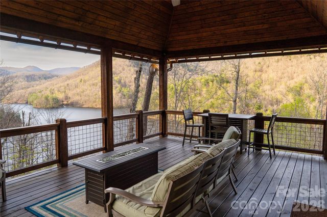 86 Indigo Bunting Court, Tuckasegee, NC 28783
