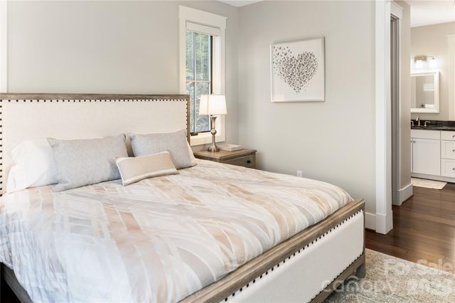 86 Indigo Bunting Court, Tuckasegee, NC 28783