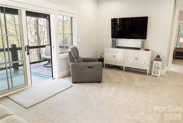 86 Indigo Bunting Court, Tuckasegee, NC 28783