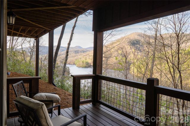 86 Indigo Bunting Court, Tuckasegee, NC 28783