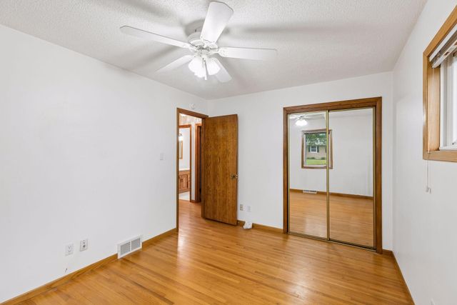 3609 Rolling View Drive, White Bear Lake, MN 55110