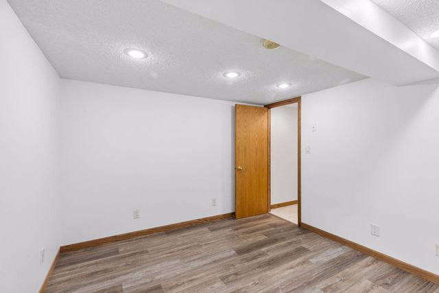 3609 Rolling View Drive, White Bear Lake, MN 55110