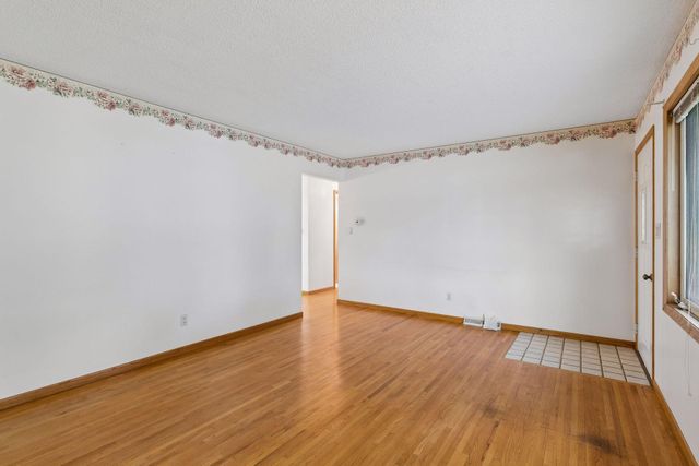3609 Rolling View Drive, White Bear Lake, MN 55110