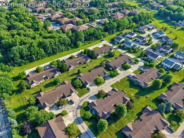 15908 Plymouth Drive 387, Clinton Township, MI 48038