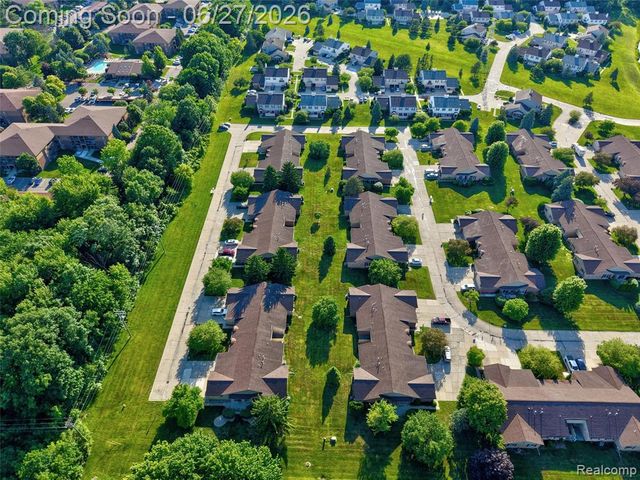 15908 Plymouth Drive 387, Clinton Township, MI 48038