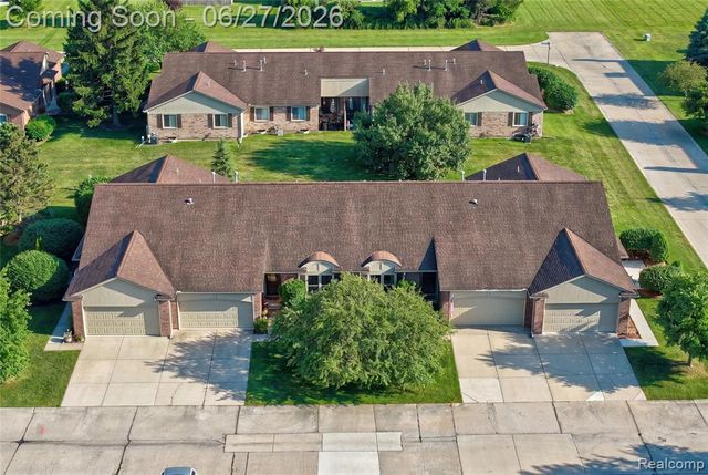 15908 Plymouth Drive 387, Clinton Township, MI 48038